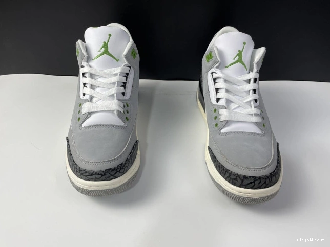 Retro Air 136064-006 3 Chlorophyll Jordan 0710